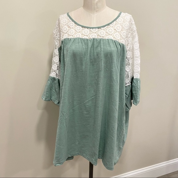 SUZANNE BETRO Bundle of 2 Lace Yoke Tunics Size 2X New - Picture 3 of 15